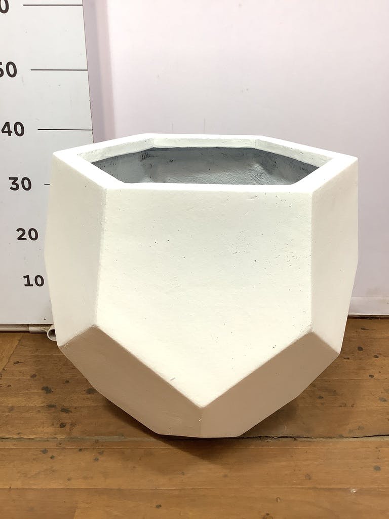 鉢カバー ポリゴ ヘクサ 8号鉢用 白 #KONTON FM-027W43E | 鉢