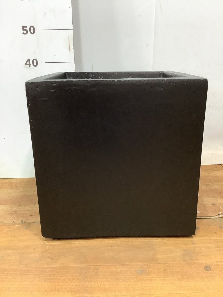 鉢カバー ベータ キューブプランター 8号鉢用 黒 #KONTON FM-002K36E