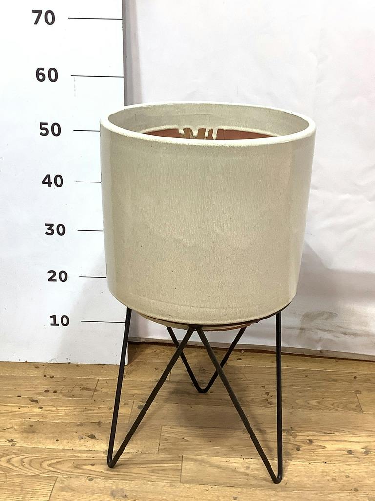 鉢カバー ビトロ エンデカ 8号鉢用 クリーム アイアンポットスタンド