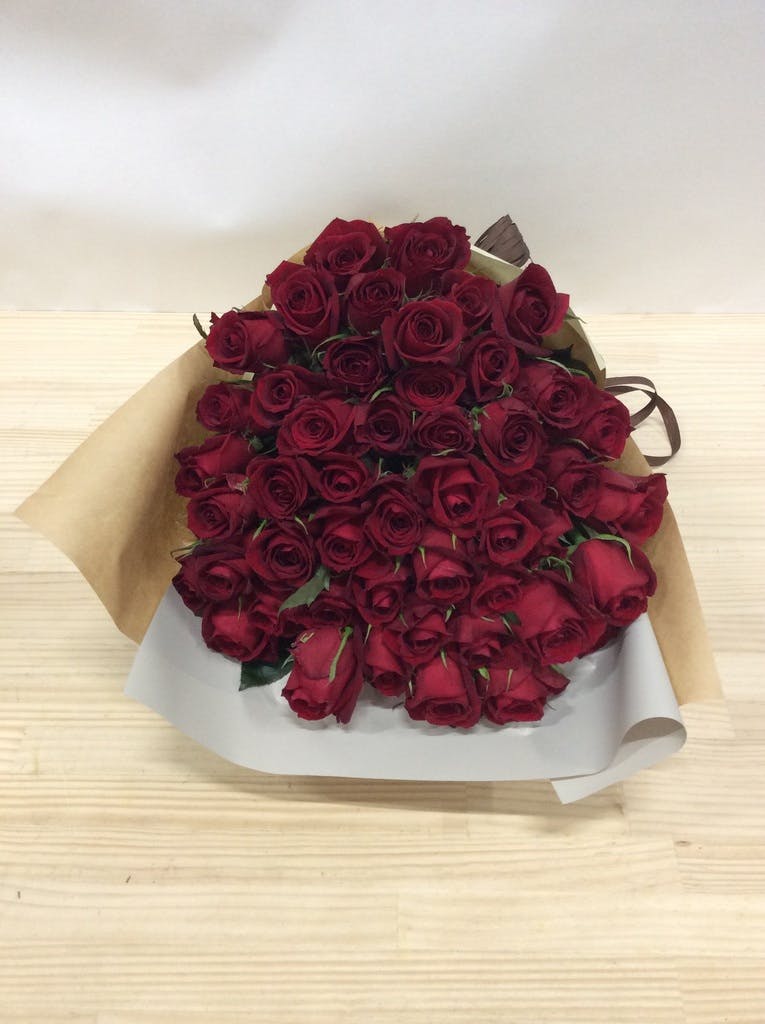 101本赤いバラブーケ 枯れない薔薇プレゼント お祝い特別な日特別な人Φ50cm 101本赤いバラブーケ 枯れない薔薇プレゼント お祝い特別な日特別な人Φ50cm