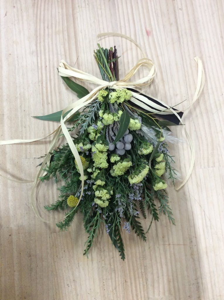 ✨11種MIX【Ａ】ネイティブ　スターチス　グレビリア　スワッグ　生花 ✨11種MIX【A】ネイティブ スターチス グレビリア スワッグ 生花 ✨11