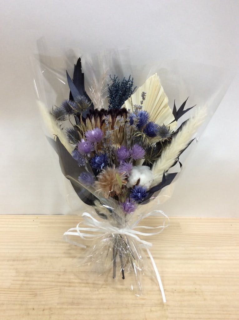 心安らぐブルー　スワッグ✿ブーケ　プリザーブドフラワー　　ドライフラワー 心安らぐブルー スワッグ✿ブーケ プリザーブドフラワー ドライ