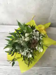 リンドウの花束 ブーケを選ぶ フラワーギフトの通販ならひとはな