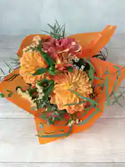 ダリア 花束 オレンジ Ss ナチュラルブーケ 花束ならhitohana ひとはな