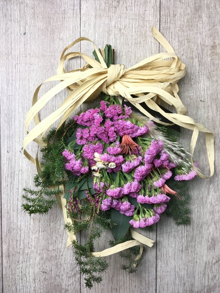 生花スワッグ スターチス ピンク S | スワッグならHitoHana(ひとはな)