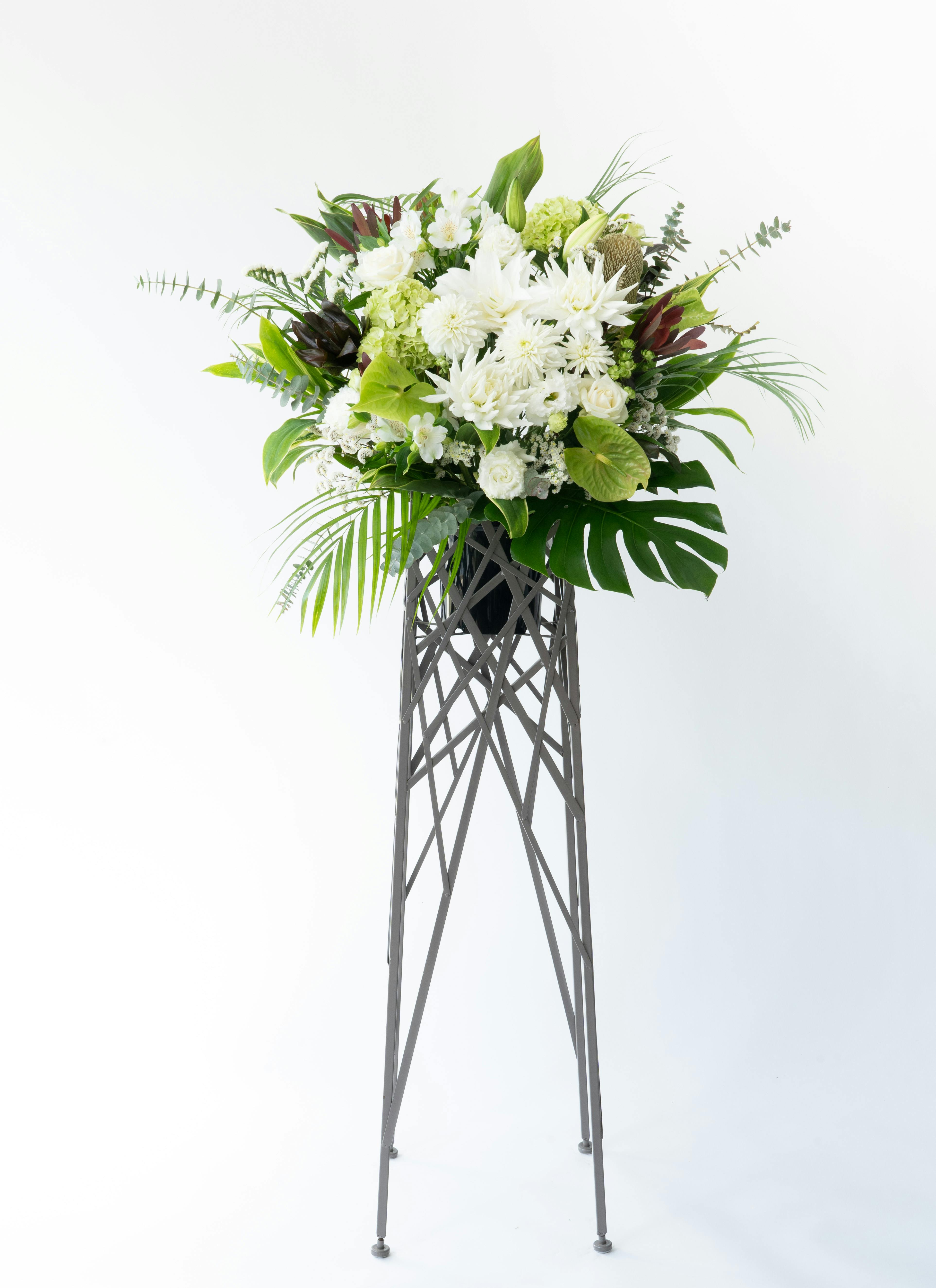 業務用 白色円錐形イベント用フラワースタンド