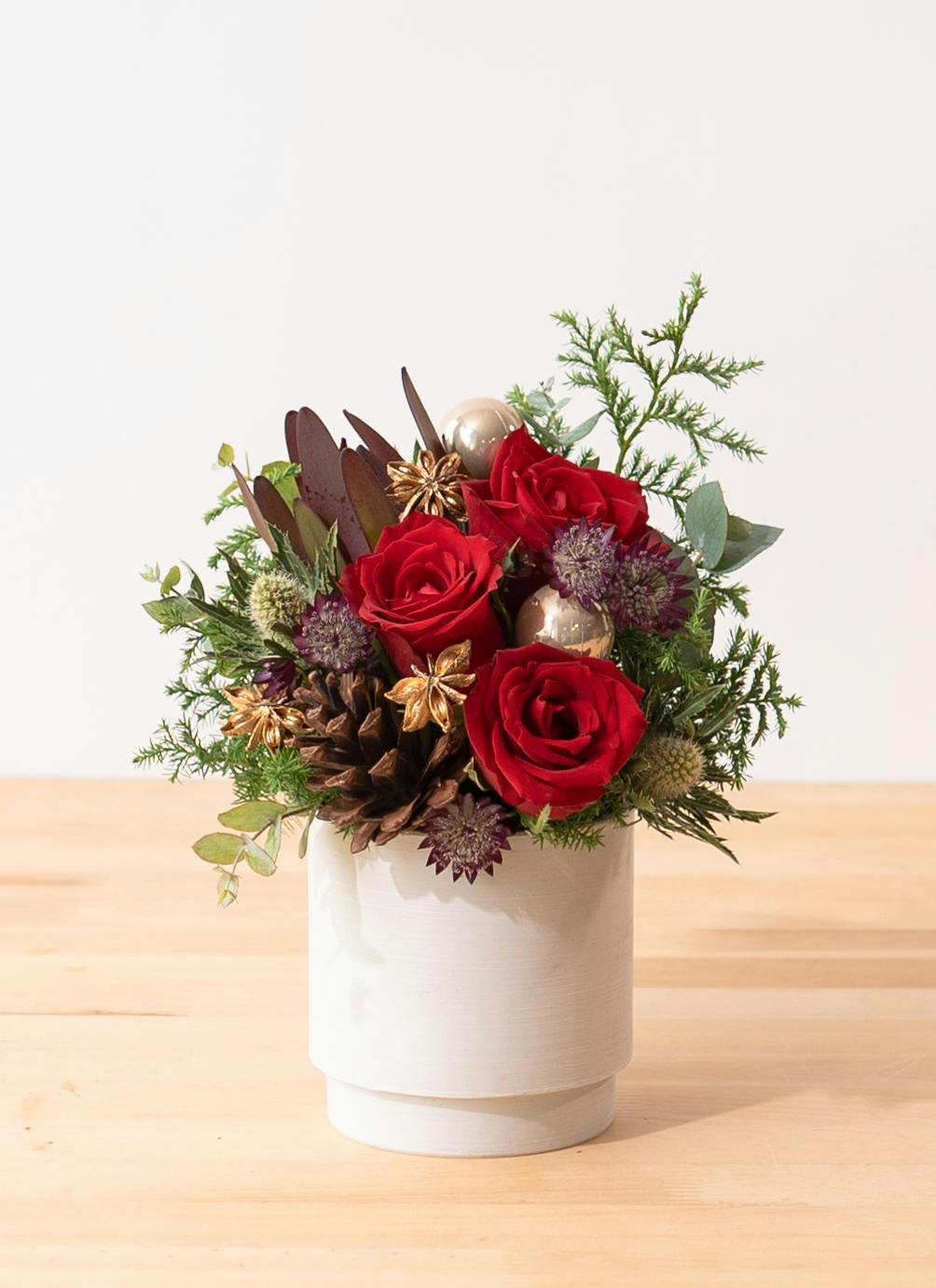 赤色の花束・アレンジメント | フラワーギフトなら HitoHana(ひとはな)