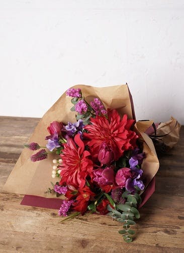 チューリップの花束 アレンジメント フラワーギフトならhitohana ひとはな チューリップの花束 アレンジメント フラワーギフトならhitohana ひとはな