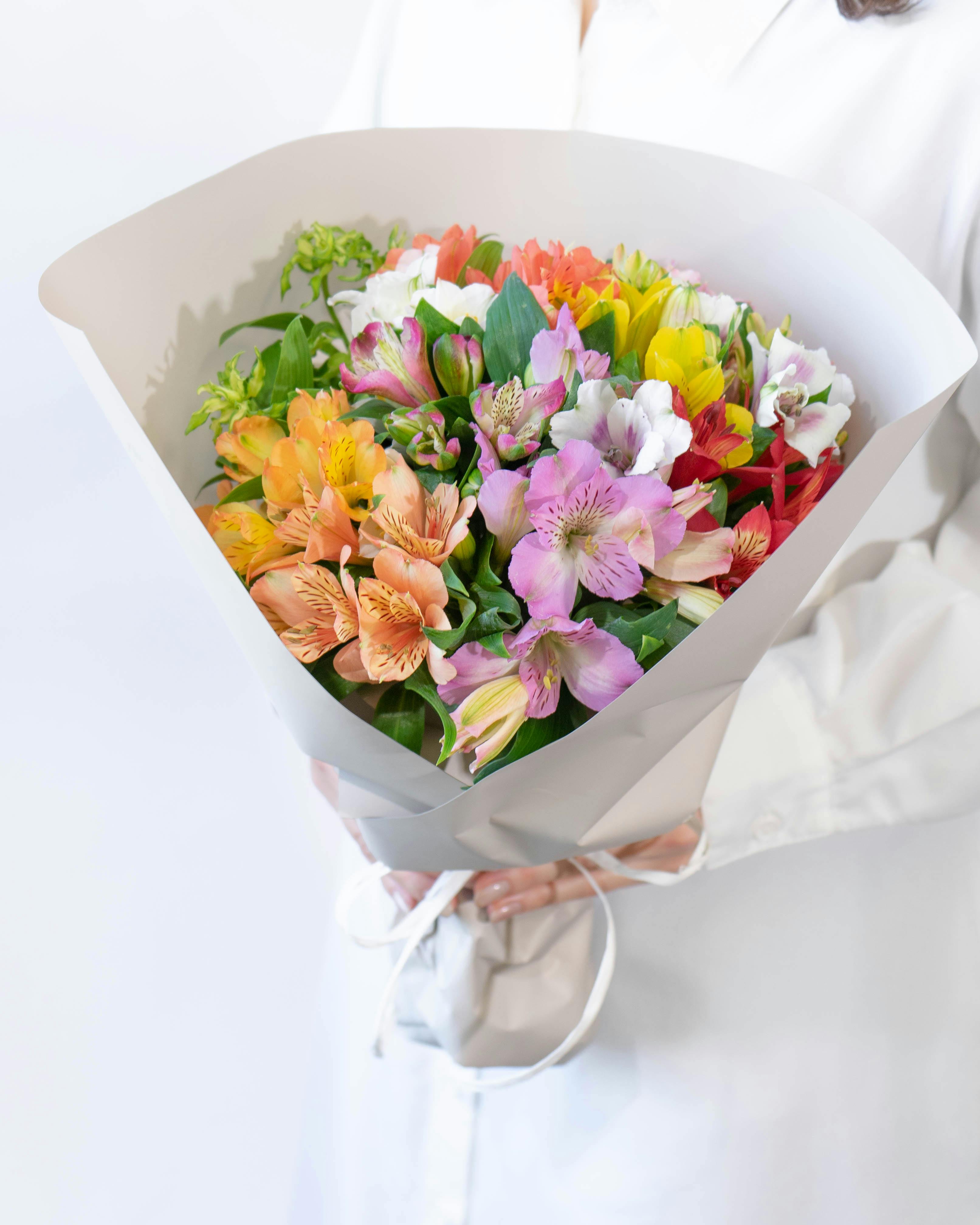 産地直送 アルストロメリア 花束 ミックス（15本入り）／長野 片桐花卉園からお届け
