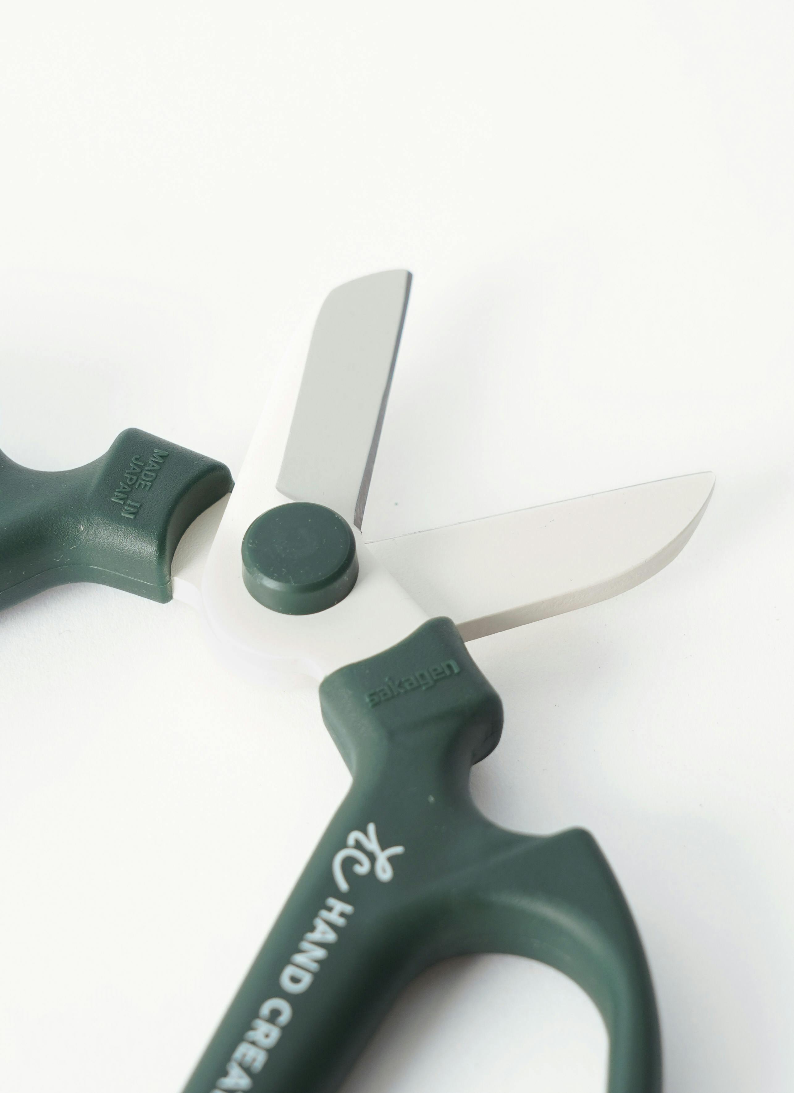 生花・園芸用はさみ 坂源 ハンドクリエーションF170 モスグリーン