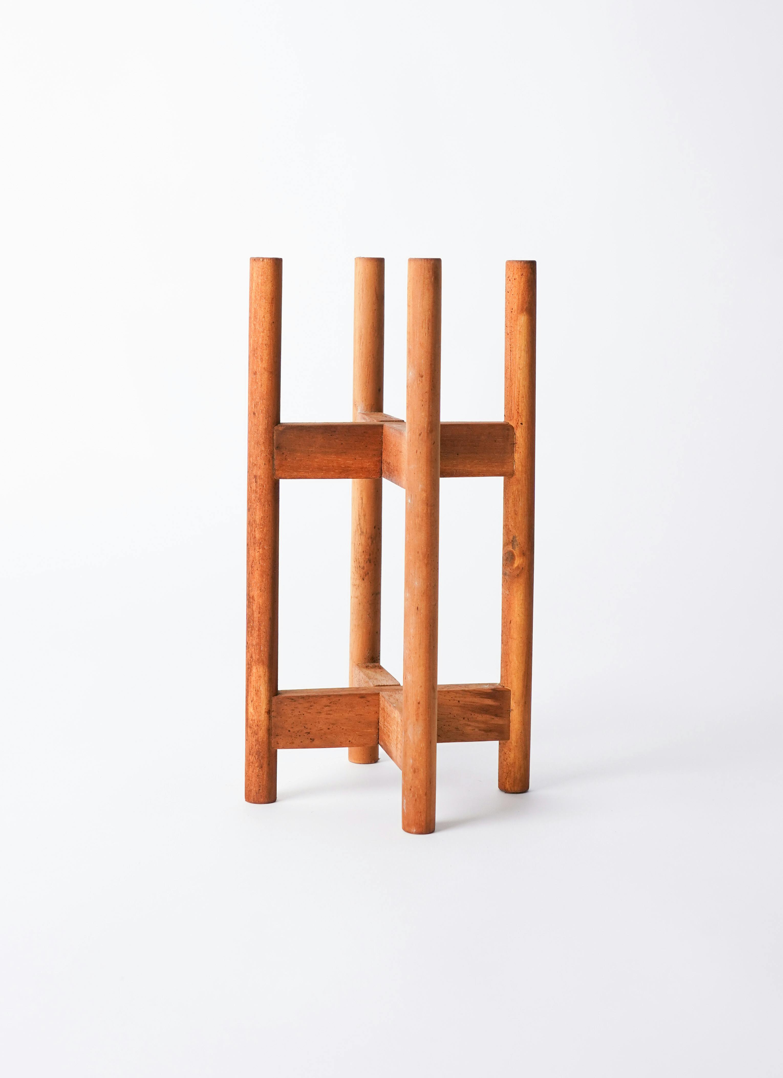 ウッドスタンド トール 丸脚 15 #77133 | 観葉植物ならHitoHana(ひとはな)