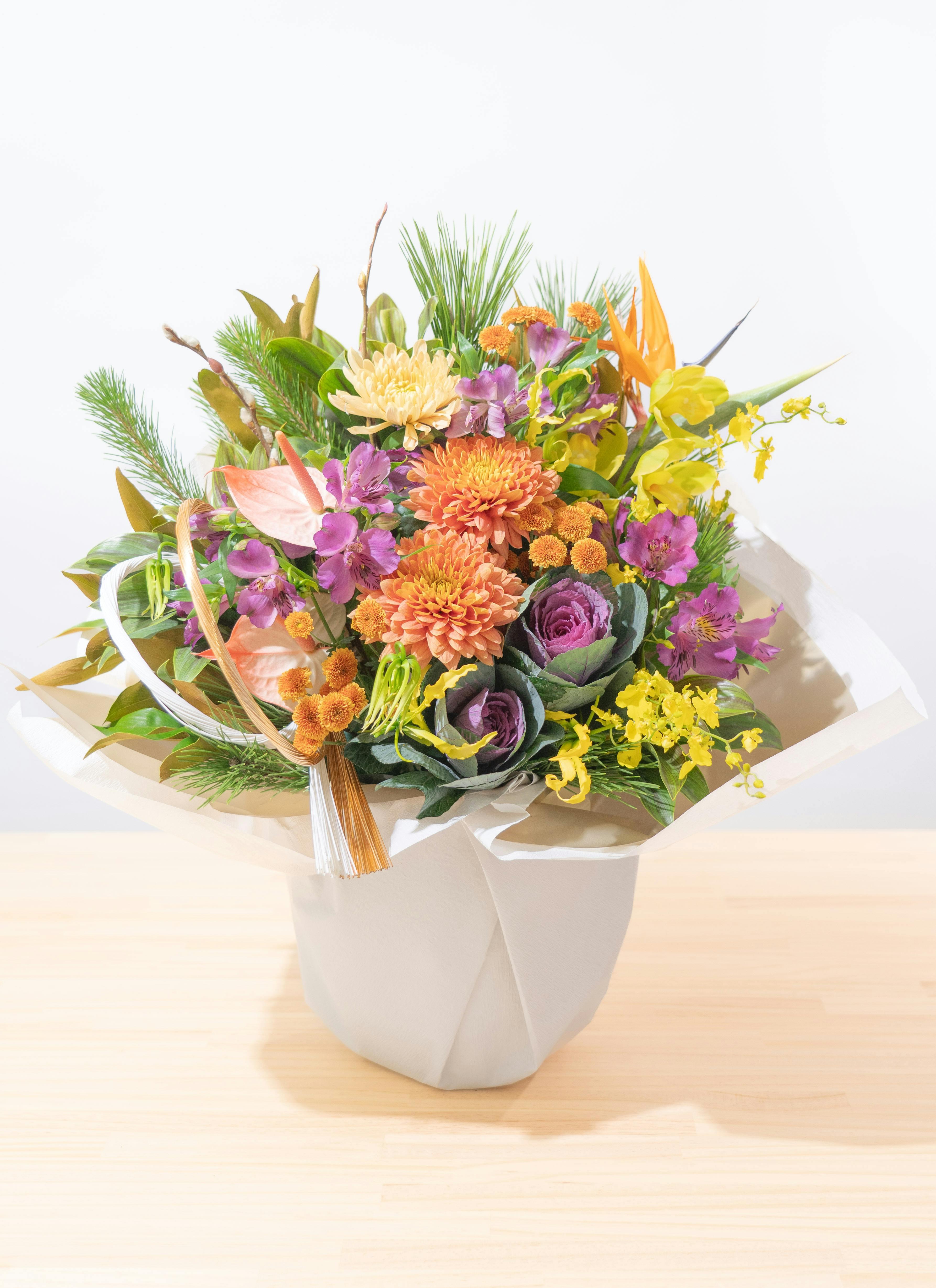 マム（菊）のアレンジメント | フラワーギフトならHitoHana（ひとはな）