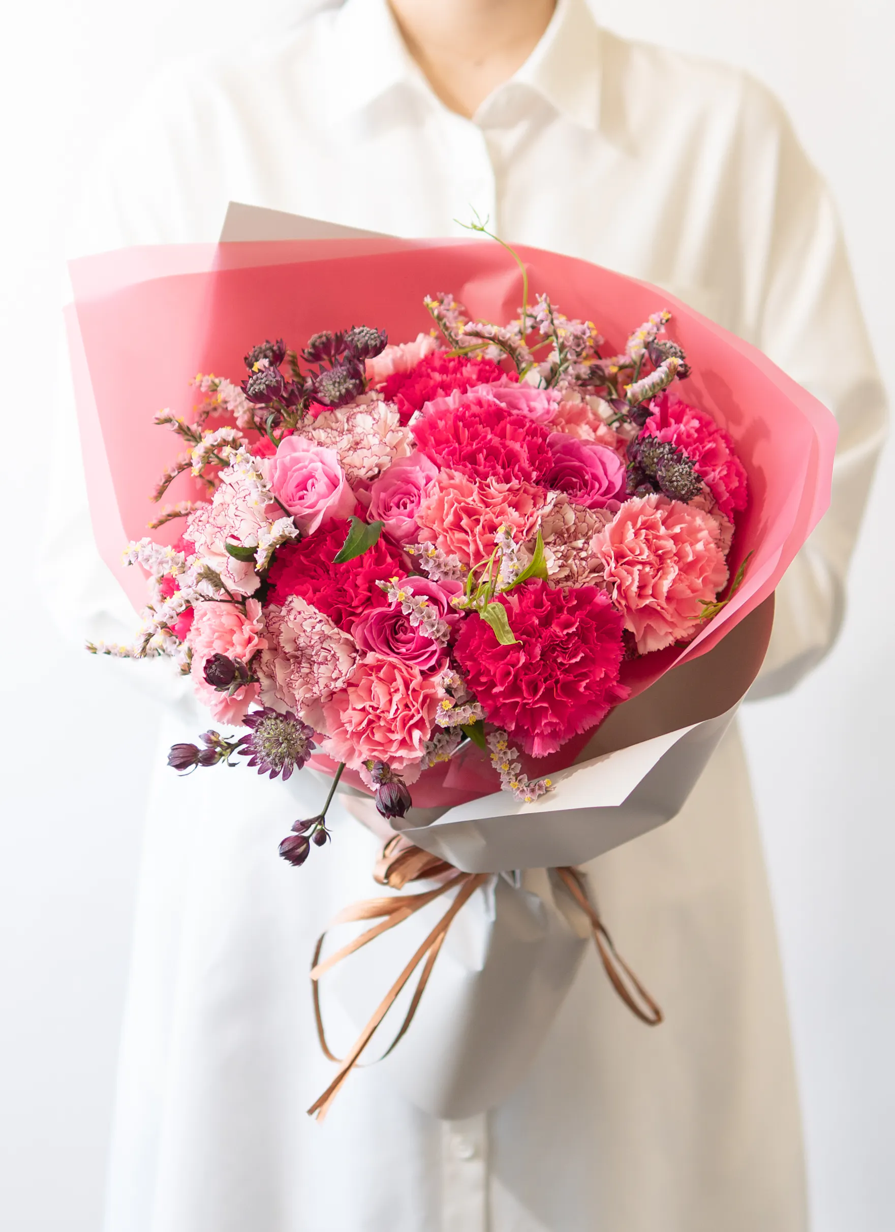 ピンク色の花束 | フラワーギフトならHitoHana（ひとはな）