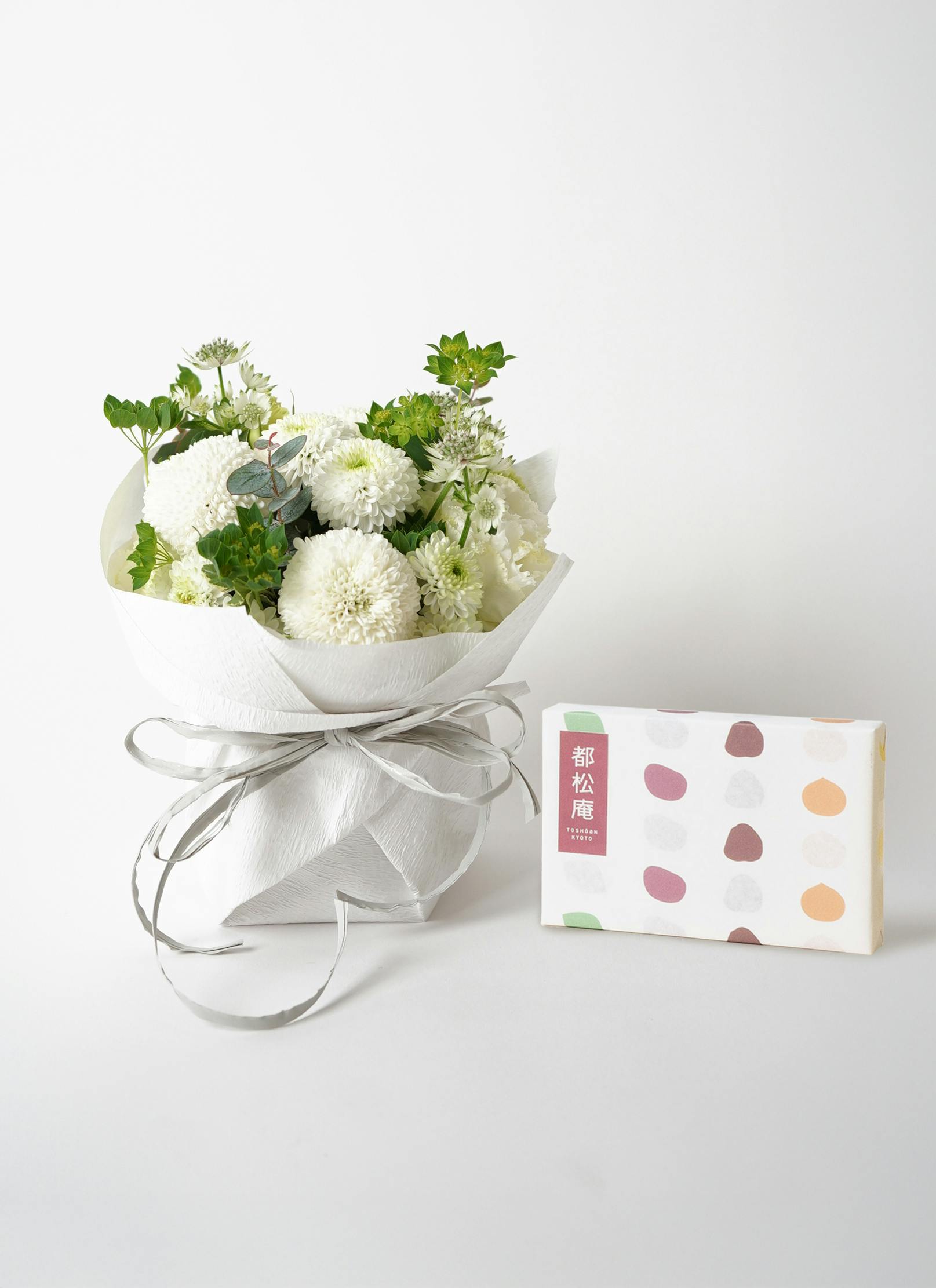 3,000円のアレンジメント | フラワーギフトならHitoHana（ひとはな）