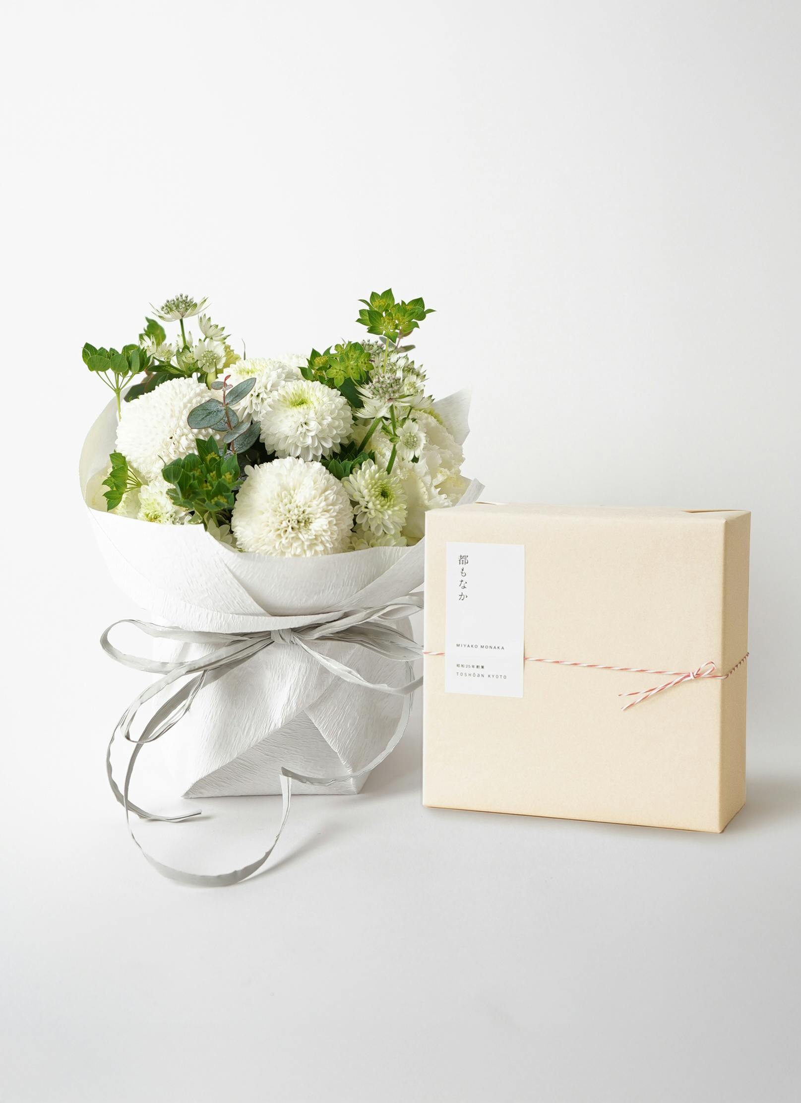☆Maa♡ページです☆花アレンジ４個入り♪ 花文592【水色×ピンク×白♡花束】 お作りさせていただきました フラワー・リース