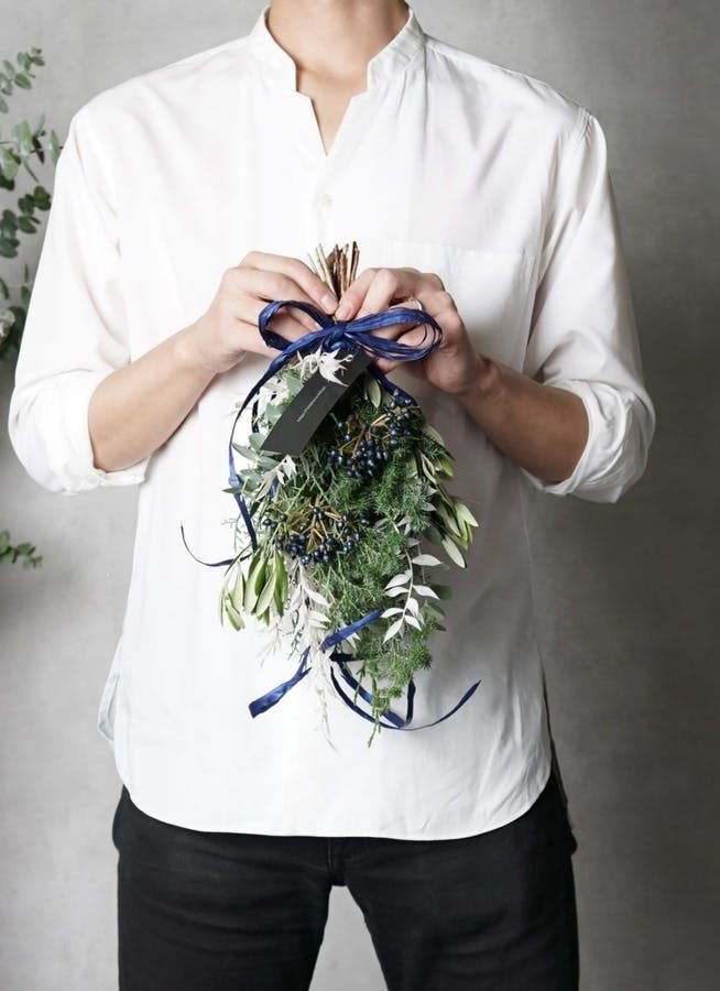 フローリストにおまかせ 生花スワッグ 4,400円 | スワッグならHitoHana