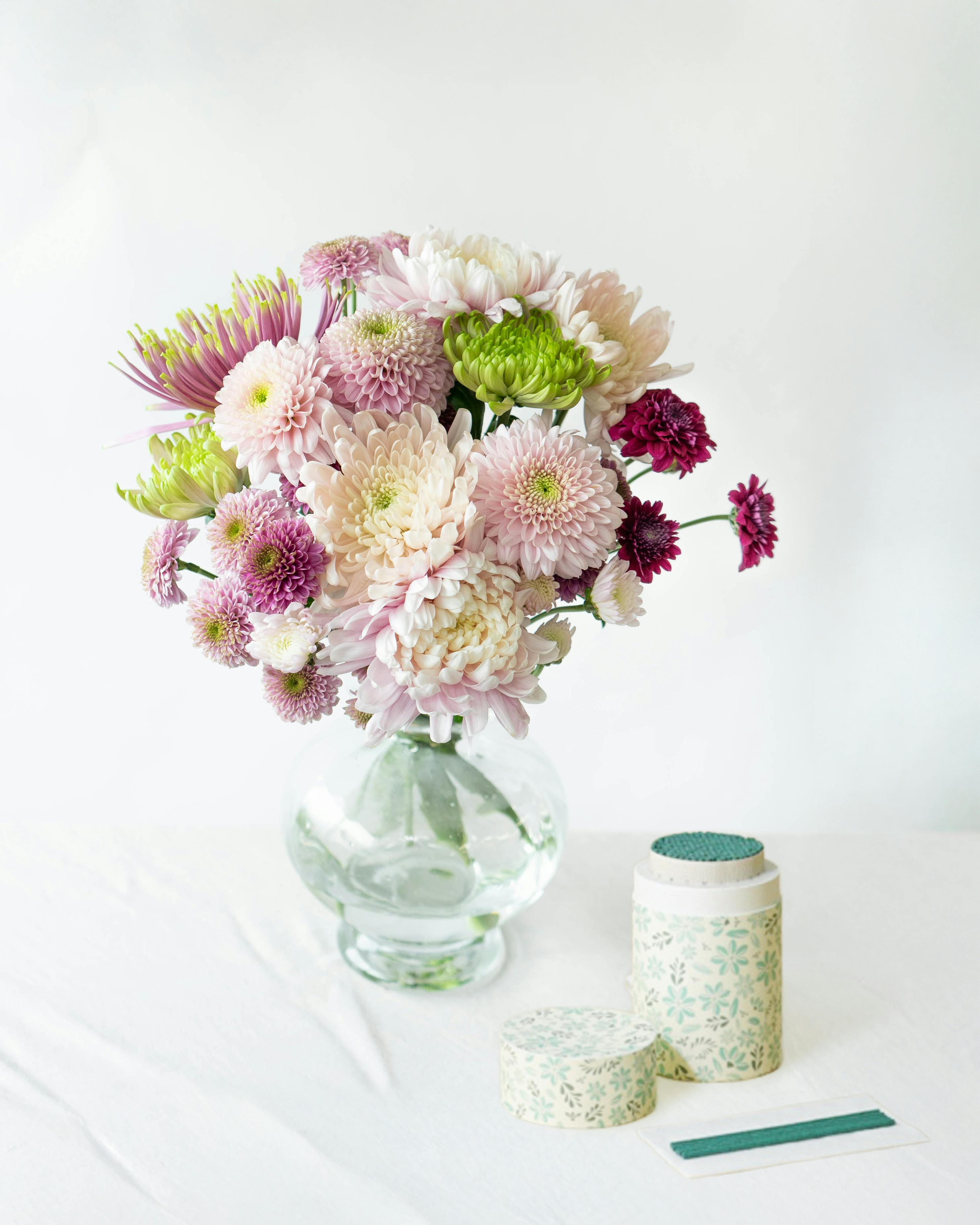 マム（菊）の花束・ブーケ | フラワーギフトならHitoHana（ひとはな）