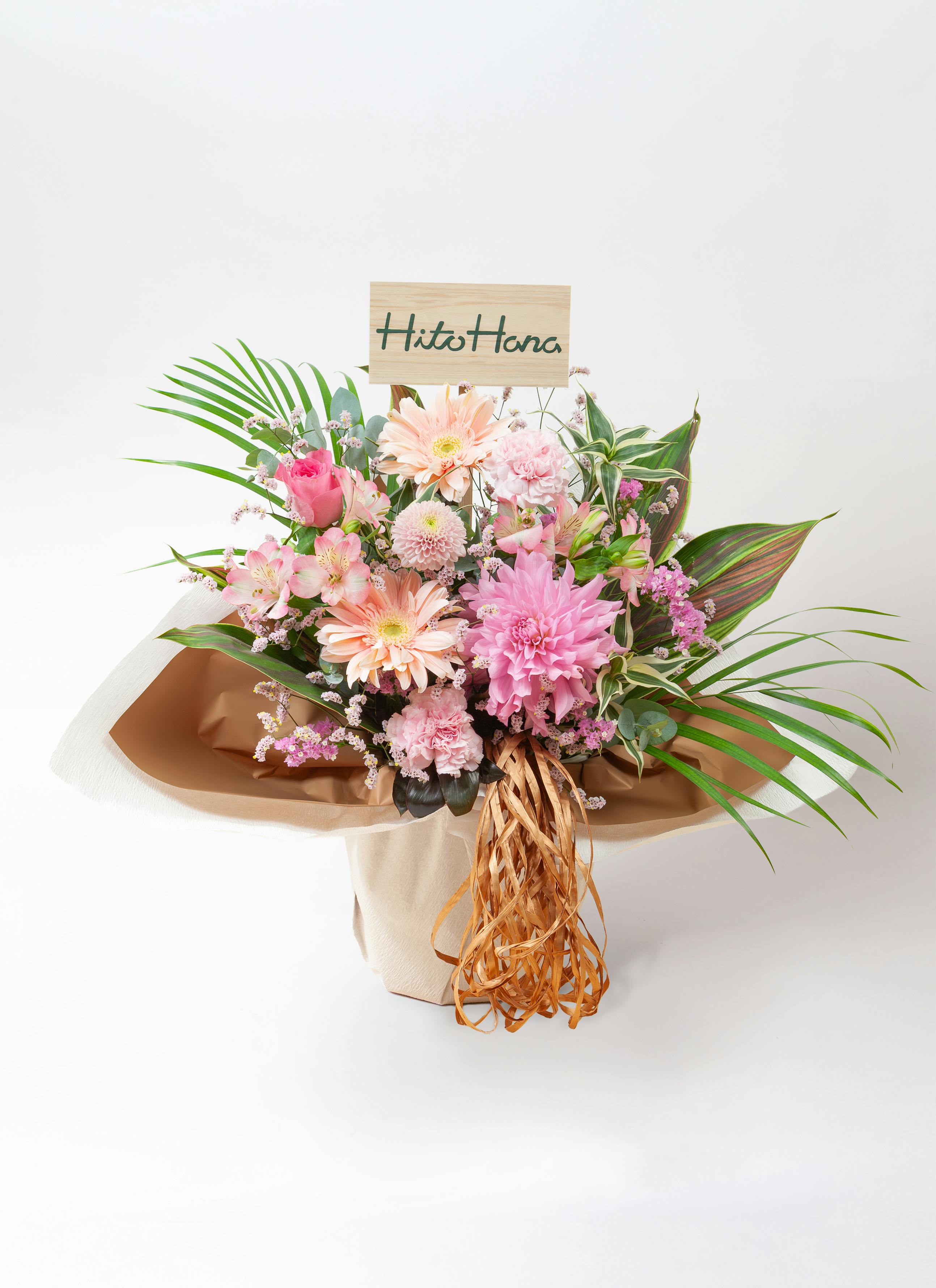 10,000円のアレンジメント | フラワーギフトならHitoHana（ひとはな）