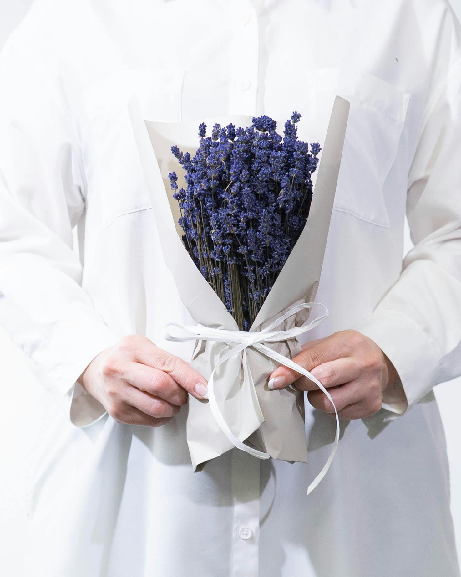 ドライフラワーの価格で選ぶ | フラワーギフトならHitoHana（ひとはな）