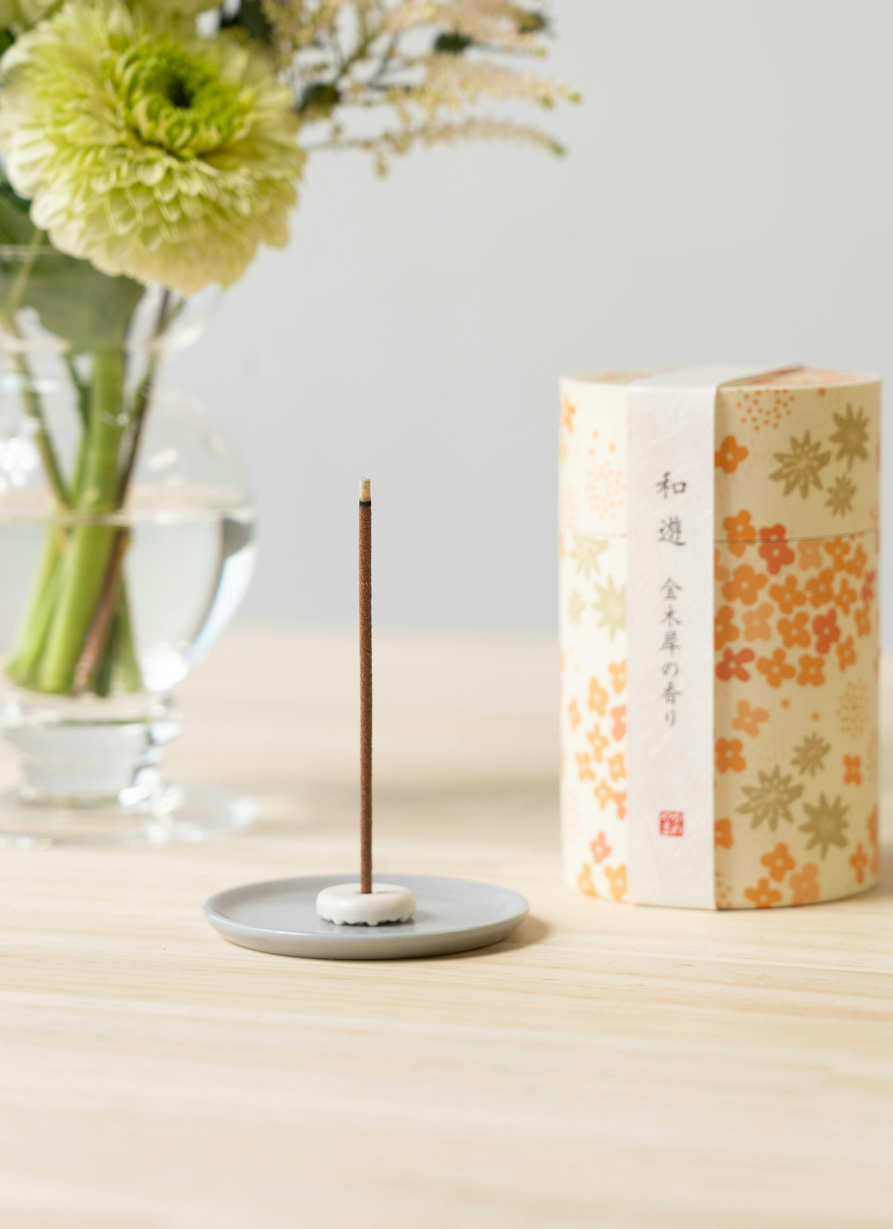 カメヤマ 線香（お香） 和遊 金木犀の香りと【お供え】ミディ胡蝶蘭 白