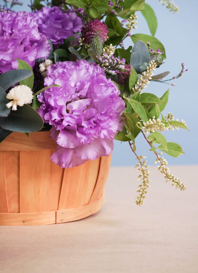 ハンドメイド 造花 バスケットアレンジメント ダリア リシアンサス ピンク 紫 造花・アーティフィシャルフラワー・カゴアレンジメント】ダリア