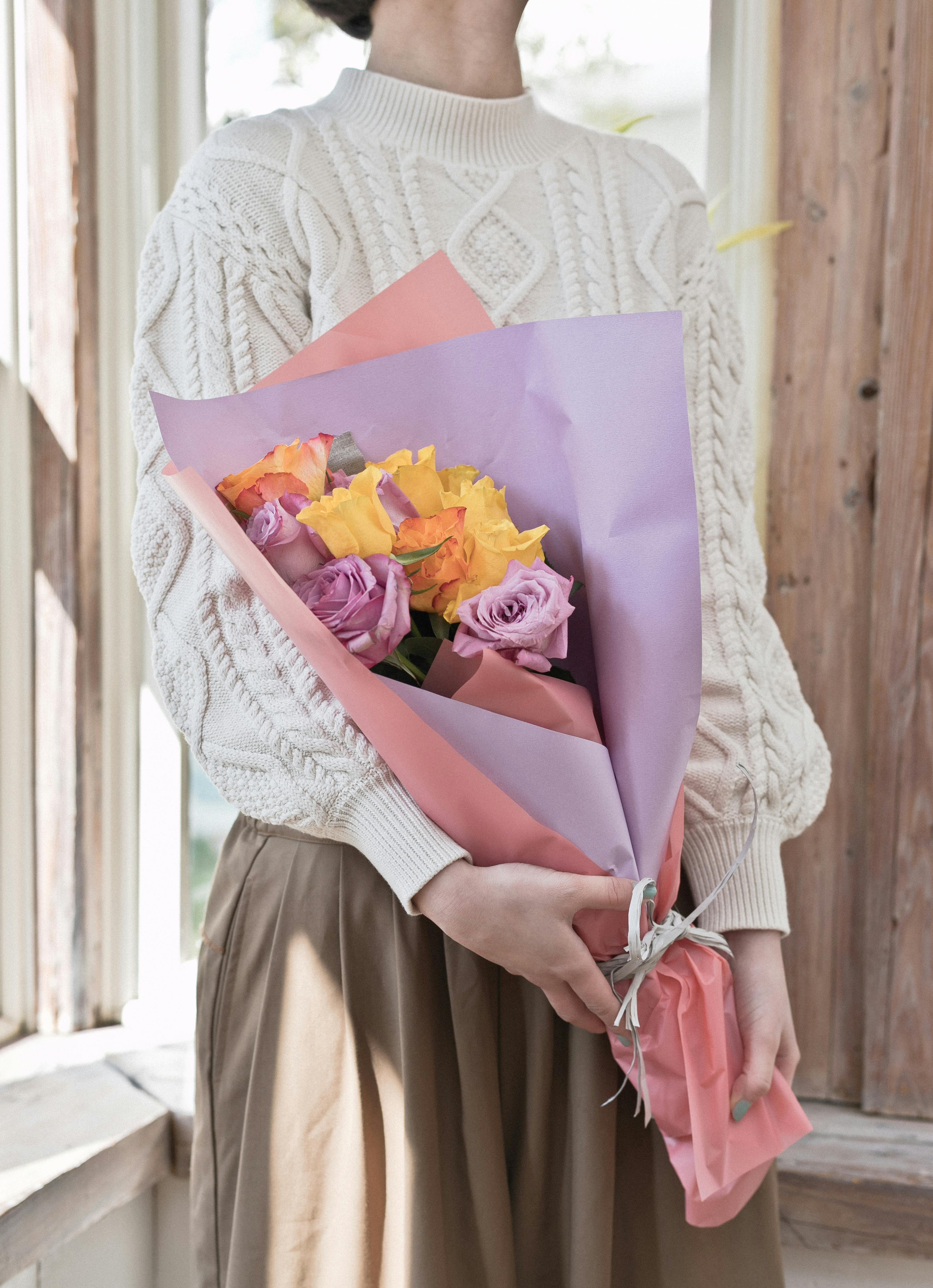 バラ 12本ブーケ ミックス | 花束ならHitoHana(ひとはな)