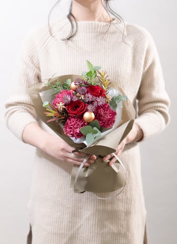 3 000円の花束 ブーケ フラワーギフトならhitohana ひとはな 3 000円の花束 ブーケ フラワーギフトならhitohana ひとはな