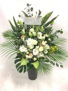 お祝い花 豪華アレンジメント フローリストにおまかせ 33,000円 床置き