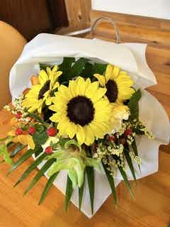 産地直送 ミモザ花束 S／佐賀 KOMATSU FLOWERからお届け | 花束