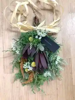 フローリストにおまかせ 生花スワッグ 22,000円 | スワッグなら