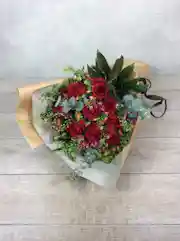 ミモザ 花束 ボルドー S ナチュラルブーケ 花束ならhitohana ひとはな