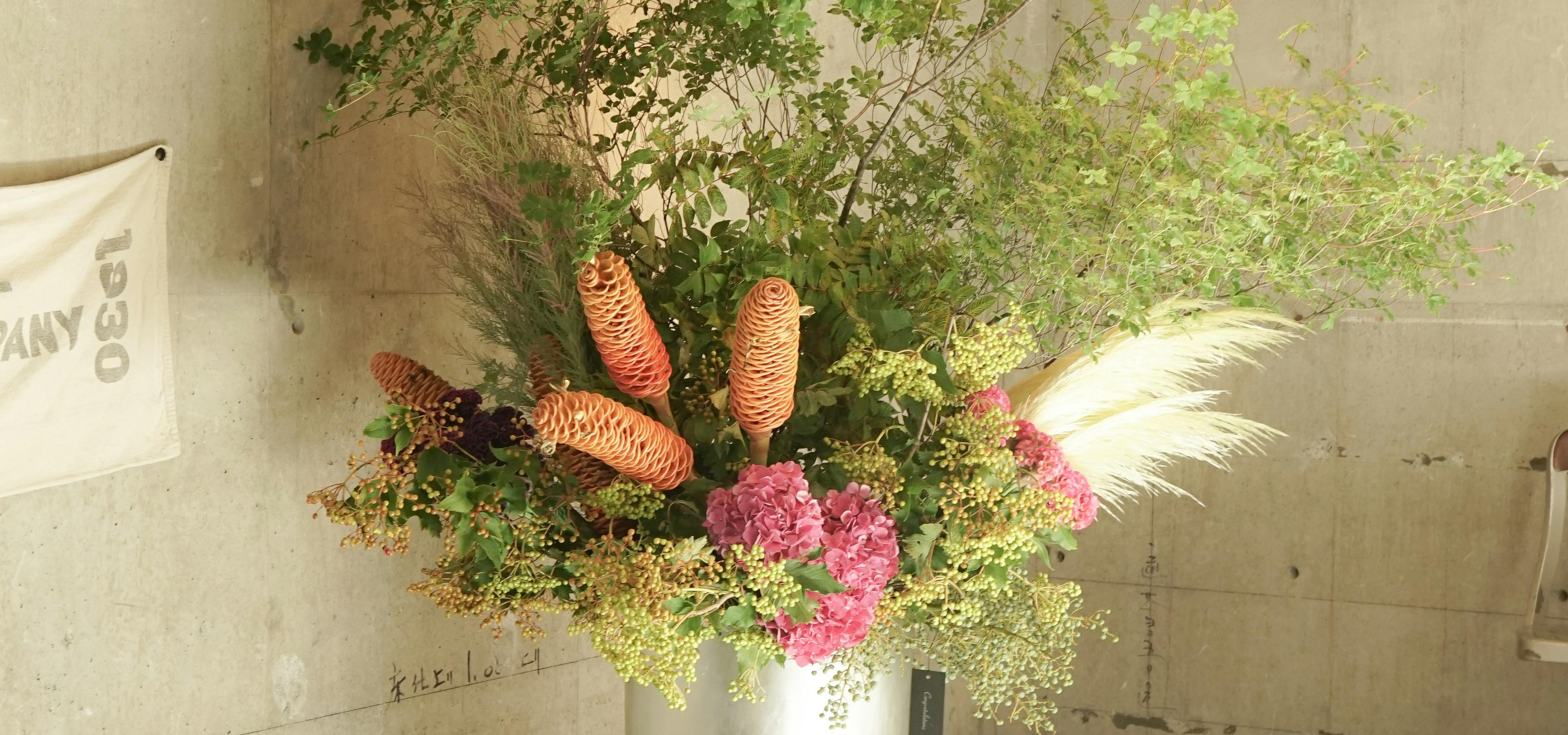 スタンド花 オーダーメイド - お花と植物のギフト通販 HitoHana（ひとはな）